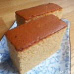 カステラハウス一番館  - 黒糖カステラ