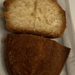 ママのえらんだ元町ケーキ - フィナンシェ　メープルの断面