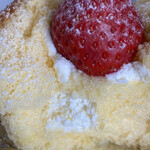 ママのえらんだ元町ケーキ - ざくろの断面