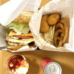 ぎゅーとら - クアトロバーガーのランチBOX