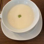 Hiro-no-ya 料理店 - 無水の新玉葱のスープ