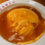 Oosakaoushou - 令和4年4月
                      ふわとろ天津飯 440円
                      毎月18日は天津飯の日でふわとろ玉子1枚増量無料サービス