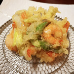 天ぷら割烹 ます梅 - 小海老とアスパラのかき揚げ