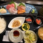 北の家族 - 刺身定食