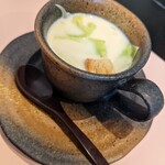 Iroha - 豆乳スープ！薄味で豆乳の味をしっかりと感じれるスープで美味しい(^^)