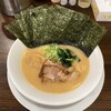 醤油豚骨ラーメン きんいろ