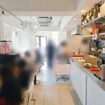 鉄板 心 - 大人気の店内〜!!!