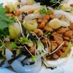 菊乃家本店 - 納豆は、よく混ぜない派