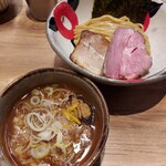 自家製麺 つきよみ - 濃厚魚介豚骨つけ麺