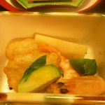 箱根 花紋 - 強肴