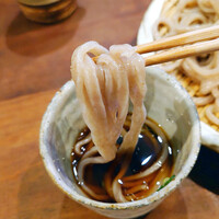 自家製粉石臼挽きうどん 青空blue 本店 - 