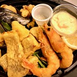 ヴィノテカ・メッシーナ - 贅沢！魚介フリット盛り