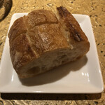 神戸牛炉窯焼ステーキ 雪月風花 北野坂 - 香ばしいバタール