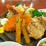 Nagomiya - ■ミックスフライ定食