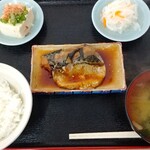 JR新幹線食堂 - ご飯小   120     味噌汁    70