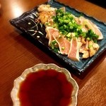 Hakata motsunabe darumamaru - 古処鶏のたたき