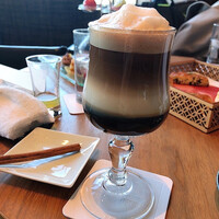 タワーズバー ベロビスト - 