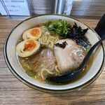 煮干しラーメン にぼってる - 