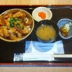 北の味紀行と地酒 北海道 - 豚丼　850円