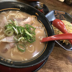 うま屋ラーメン - 「うま屋セット」