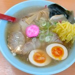 ラーメンさんぱち - 昔風らぁ～めん+味付玉子