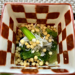 御料理 ひさまつ - つみ菜 釜揚げしらす 焼海苔お浸し ぶぶあられ