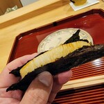 勢麟 - タイラギの炙りを西浦の黒海苔で包んで