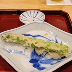 勢麟 - アスパラガス、頭