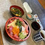 錦平 - 海鮮ちらし寿司