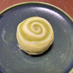 華正樓 - 千層抹茶餅：京都の抹茶餡