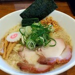 麺処 諭吉 - 背脂中華そば大盛