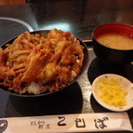 とんかつ割烹こしば - かきのかき揚丼 \500