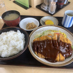 食堂 とら吉 - とんかつ定食