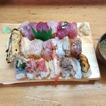 Kinzushi Jizakana Tei - 12時までの限定にぎり