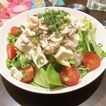 三酉屋 - とうふとささみのサラダ