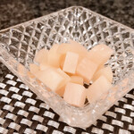 鮨うめざわ - ガリはカリカリ