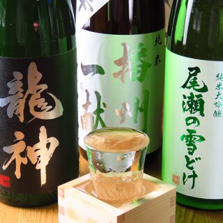 More than 10 types of sake◆We offer carefully selected sake by the owner.