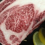 HACHI HACHI - リブロース。これで¥1500ってヤバっ！