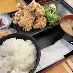 トロ政 - ■鶏の唐揚げ定食¥800