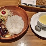 Bikkuri Donki - チーズインバーグディッシュ(期間限定)ダブル+スープセット