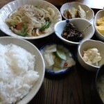 うえんない食堂 - 料理写真:野菜炒め定食（900円）