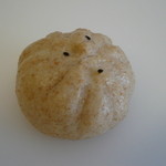 1729101 - 黒ゴマ蒸しあんぱん(\367-)