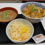 Yoshinoya - 親子丼(大盛)＋Aセット＋とん汁変更(サラダ・とん汁)