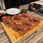 焼肉 ジャンボ - 