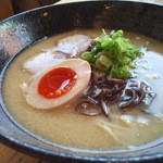 らーめん龍太郎 - カメラ変われば印象も変わります。