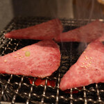 神田焼肉 俺の肉 - 