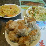 四川料理 川府 - シューマイは小皿に８個乗る