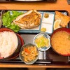 焼魚・肉専門食処 白銀屋 品川分店