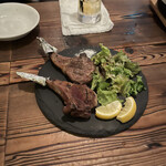 炭火焼きワインバル グラマラス - 