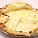 Indo Ajia Dainingu - チーズナン